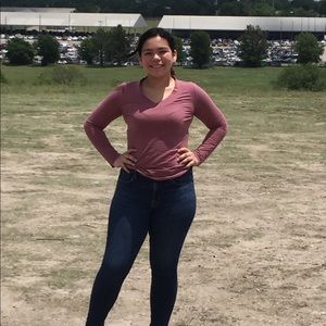 Meet your Posher, Adammariis